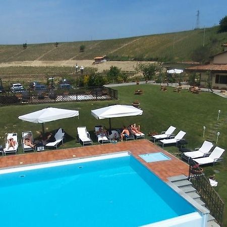 Aparthotel La Maragliana Castel Rocchero Exterior foto
