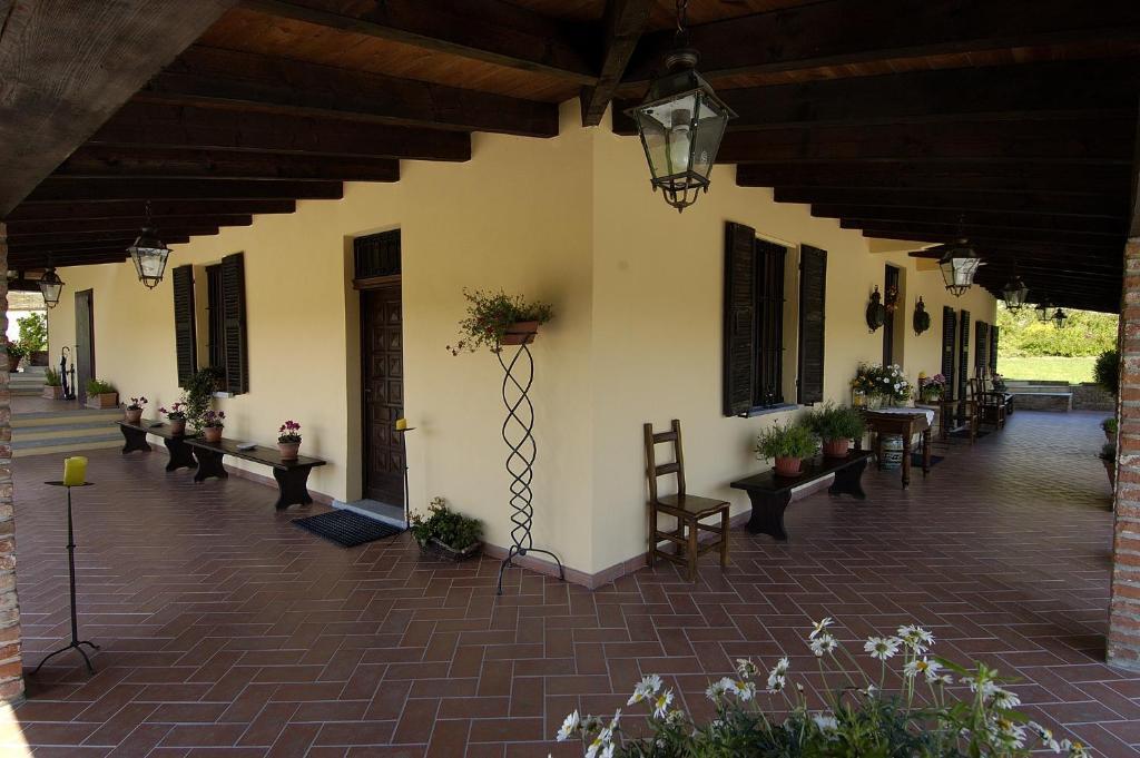 Aparthotel La Maragliana Castel Rocchero Exterior foto
